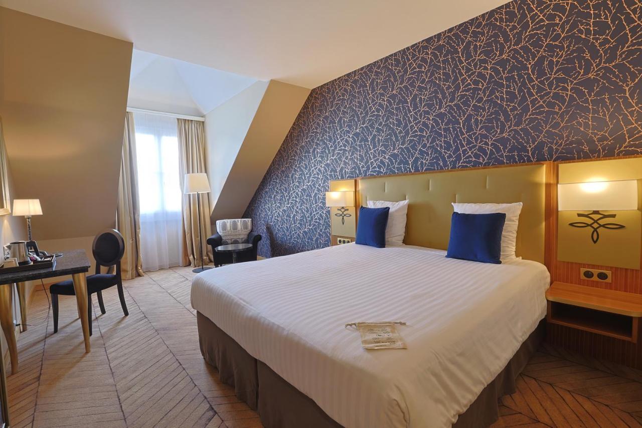 Dream Castle Hotel Marne La Vallee Magny-le-Hongre Esterno foto