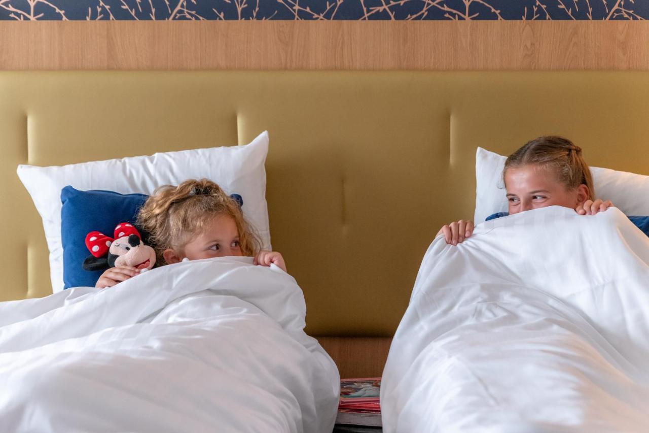 Dream Castle Hotel Marne La Vallee Magny-le-Hongre Esterno foto