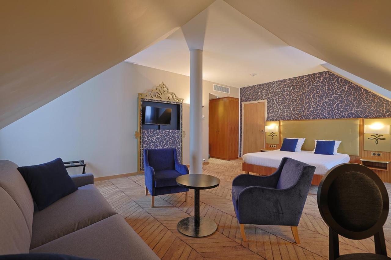 Dream Castle Hotel Marne La Vallee Magny-le-Hongre Esterno foto