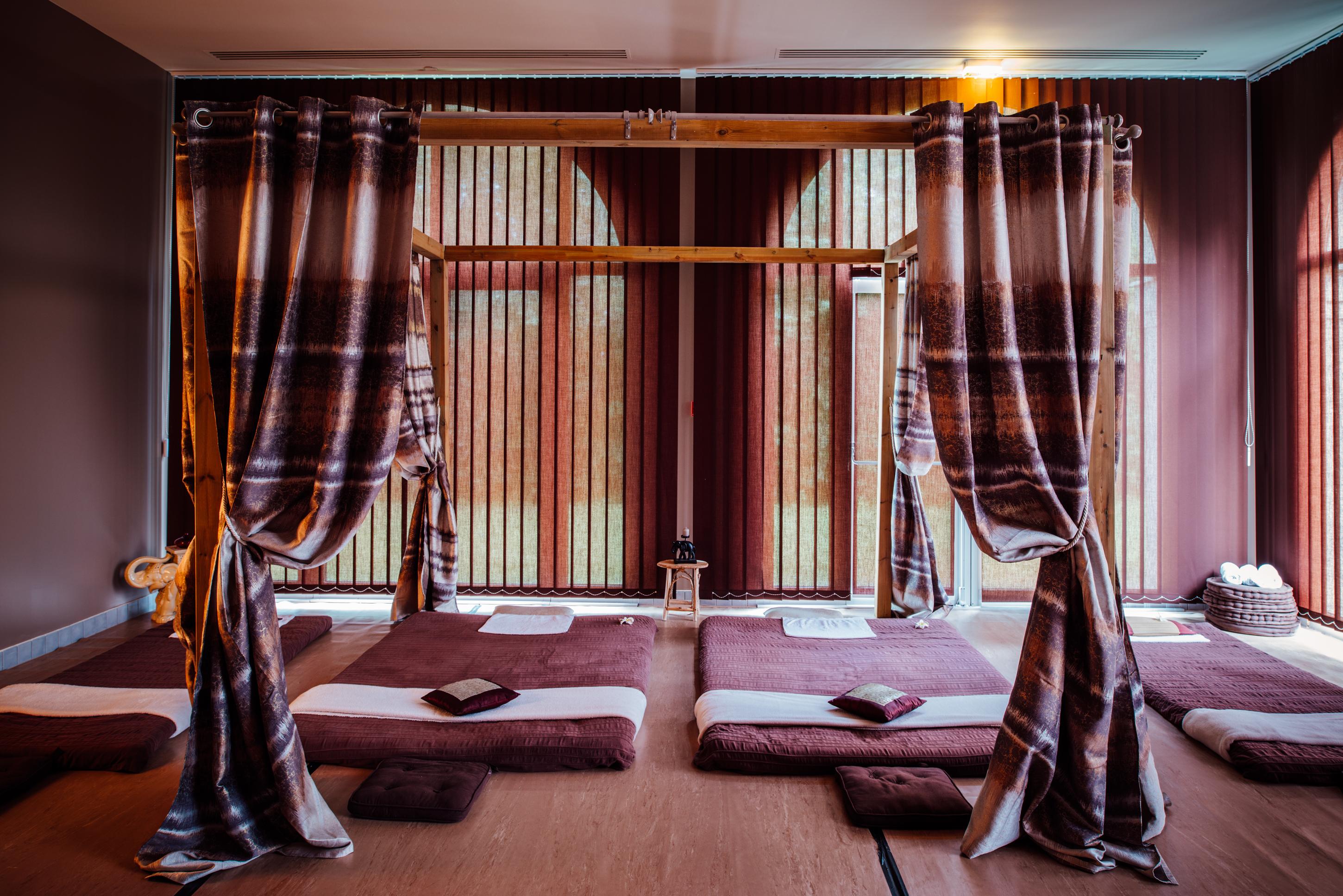 Dream Castle Hotel Marne La Vallee Magny-le-Hongre Esterno foto