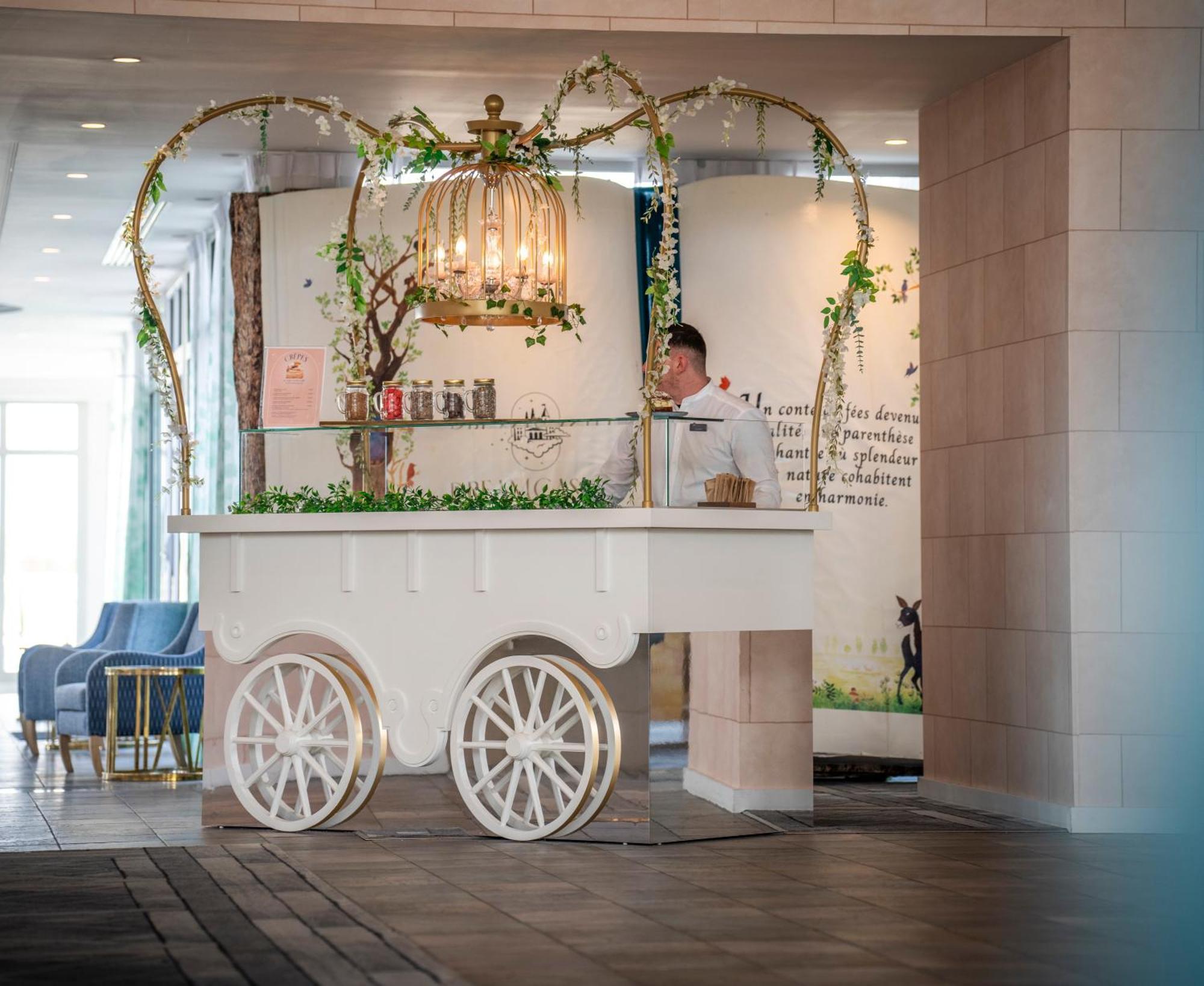 Dream Castle Hotel Marne La Vallee Magny-le-Hongre Esterno foto